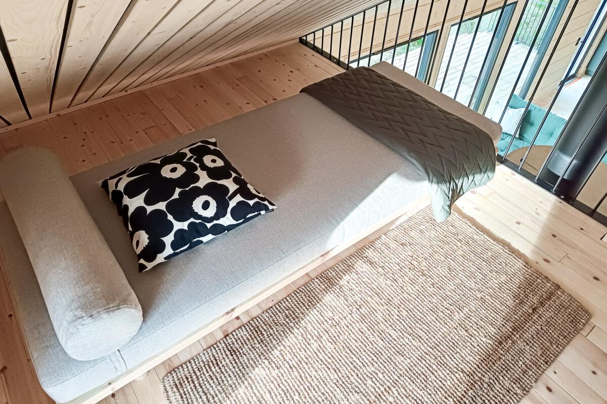 Ainoa_daybed_miljoo2 Ainoa-daybed sopii levähdyspaikaksi esimerkiksi parvelle.