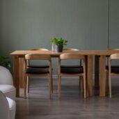 Balance Tampere on työtila, jossa saa lisää tehoa työelämään. Työtila on kalustettu Niemi Designin kalusteilla. Tilasta löytyy mm. Eden-tuoli, Casia-pöytä, Didem-sohva ja -nojatuoli sekä kuviollinen Helmet-nojatuoli ja -rahi.