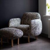 Balance Tampere on työtila, jossa saa lisää tehoa työelämään. Työtila on kalustettu Niemi Designin kalusteilla. Tilasta löytyy mm. Eden-tuoli, Casia-pöytä, Didem-sohva ja -nojatuoli sekä kuviollinen Helmet-nojatuoli ja -rahi.