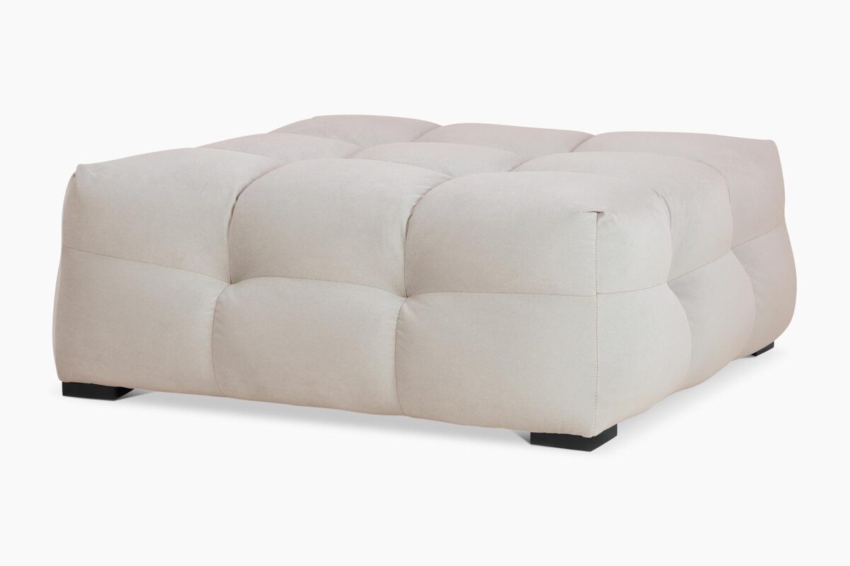 Boble_rahi_beige Pehmeän pyöreistä, kuplamaisista sohvamoduuleista koostuva Boble-sohva kutsuu rentoutumaan. Kiinteästi verhoiltua Boble-sohvaa on saatavilla neljässä eri värissä: sininen, beige, harmaa ja konjakki.
