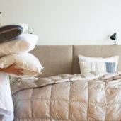 Dream Sleep -malliston sängyt antavat ylellisen tunteen ja mannermaista tyyliä makuuhuoneeseen. Laadukkaissa Dream Sleepin sängyissä on korkeampi runko ja tyylikäs tikattu kangas. 5-vyöhykkeinen pussijousitus mukailee kehoa.