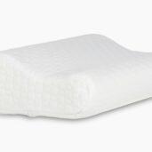 Ergo Sleep -tyynyssä on aaltomainen muotoilu, joka ohjaa nukkujan asennon oikeaksi