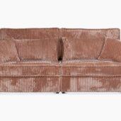 Henning-vuodedivaani on tilava ja mukava sohva, jossa yhdistyvät moderni ilme, laadukkaat materiaalit ja vuodemekanismi. Vuodekoko 160 x 200 cm on täydellinen rentoutumiseen ja yökyläilyyn. Henning-vuodedivaania on saatavilla tummanharmaana ja ruskeana.