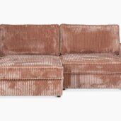 Henning-vuodedivaani on tilava ja mukava sohva, jossa yhdistyvät moderni ilme, laadukkaat materiaalit ja vuodemekanismi. Vuodekoko 160 x 200 cm on täydellinen rentoutumiseen ja yökyläilyyn. Henning-vuodedivaania on saatavilla tummanharmaana ja ruskeana.