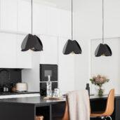 Lehmus_designriippuvalaisin_miljöö3