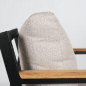 Loviisa-kesäkalustesarja on syntynyt yhteistyössä Niemi Designin ja Marjut Nousiaisen kanssa. Mallisto sisältää terassiryhmän, sohvan, nojatuolin, eri kokoisia pöytiä ja tuoleja.