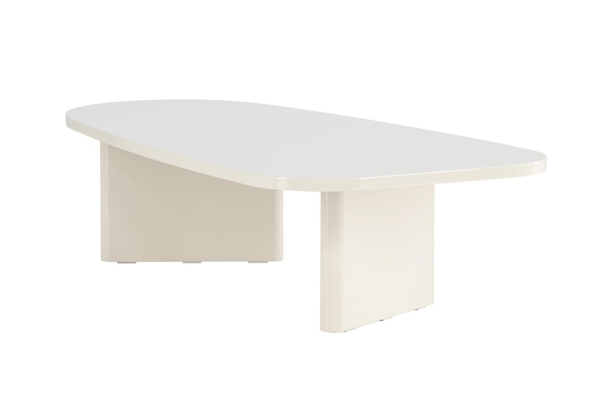 Otto_sohvapoyta_beige4 Beigen sävyinen Otto-sohvapöytä on modernin sisustuksen todellinen helmi. Otto-sohvapöytä on ajaton ja elegantti valinta, joka nostaa olohuoneesi ilmeen uudelle tasolle.