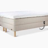 Pure Sleep -malliston sängyissä on nykyaikainen kevyt ja skandinaavinen muotoilu. Malliston sängyissä on aina koivujalat sekä ylellinen ja paksu petauspatja. Pure Sleepissä on karsittu kaikki turha, myös hinnasta.