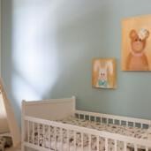 Niemi Design on mukana kalustamassa Lempäälän Asuntomessujen kohteita. Yksi kohteistamme on Villa Berryhill, jonne toimitimme Edith-tuolin, Paulus-ruokapöydän ja Klassikko-nuorisosängyn.